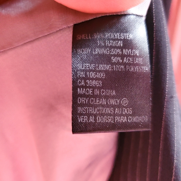 Tahari Arthur S Levine Women's Black Pin Striped Blazer Size 10 - Picture 9 of 11